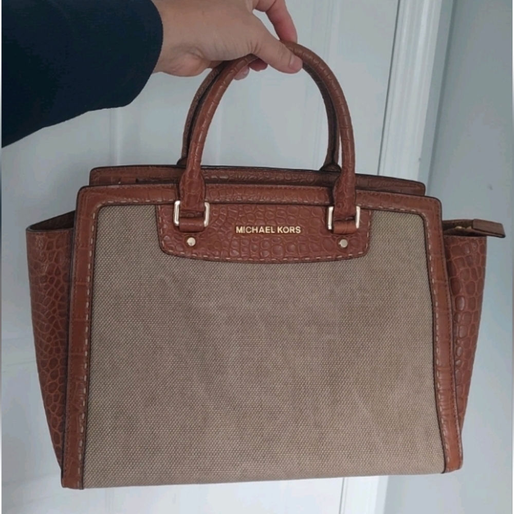 END 30-APR | Michael Kors Brown and Tan Handbag